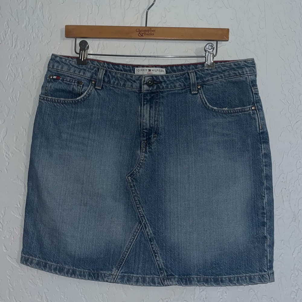 ✨Like New✨ Womens Tommy Hilfiger Denim Mini Skirt.